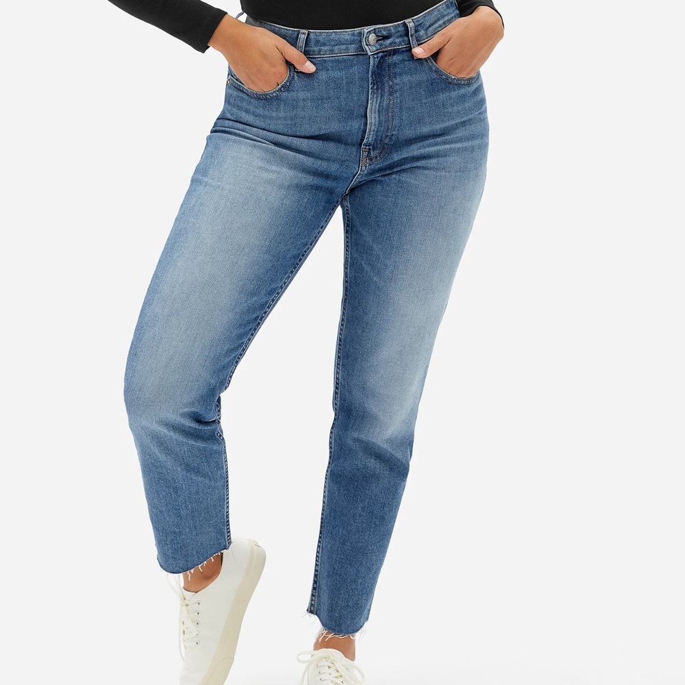 Light wash everlane curvy straight leg jeans